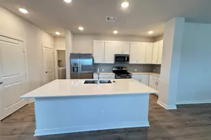 78 Hereford Loop, Hutto, TX 78634 - Photo 4
