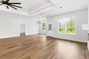 118 Puu Waa Waa Ln, Bastrop, TX 78602 - Photo 6