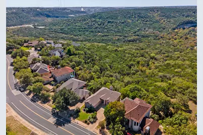 8802 Bluegrass Drive, Austin, TX 78759 - Photo 30