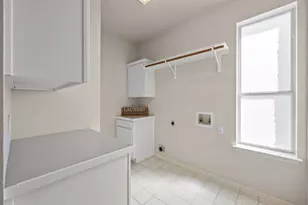 8802 Bluegrass Dr, Austin, TX 78759 - Photo 26