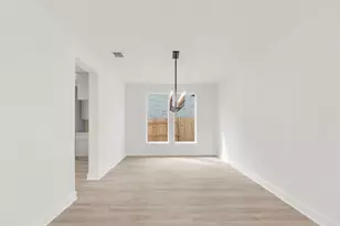 949 Rock Daisy Trl, Hutto, TX 78634 - Photo 10