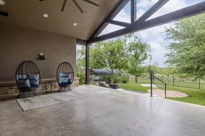 128 Strada Luca, Florence, TX 76527 - Photo 32