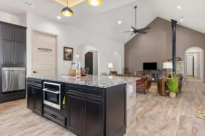 128 Strada Luca, Florence, TX 76527 - Photo 4