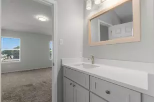 17411 Valentine Dr, Round Rock, TX 78664 - Photo 20