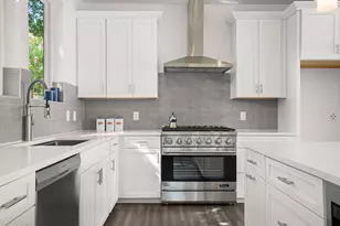 2111 Prather Ln, Austin, TX 78704 - Photo 2