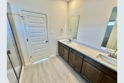 208 Coopers Hawk Crest, Cedar Creek, TX 78612 - Photo 4