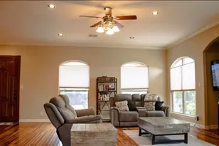 20600 Highland Lake Dr, Lago Vista, TX 78645 - Photo 2