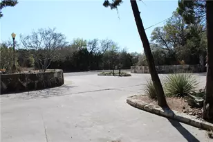 1000 Liberty Park Dr, Austin, TX 78746 - Photo 34