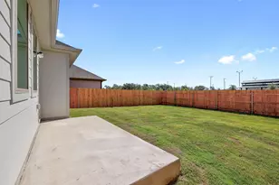 223 Hornet St, Elgin, TX 78621 - Photo 32