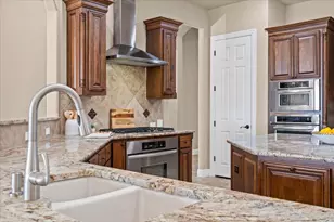 3920 Vail Divide, Bee Cave, TX 78738 - Photo 4