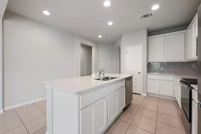 101 Quiet Man Drive, Jarrell, TX 76537 - Photo 14