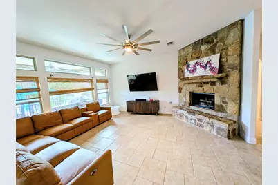 13714 Mesa Verde Drive, Austin, TX 78737 - Photo 8