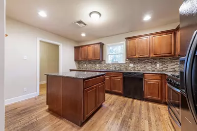 921 E 37th Street #A, Austin, TX 78705 - Photo 6