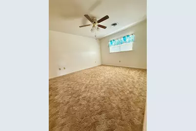 1204 E Lake Drive, Taylor, TX 76574 - Photo 22