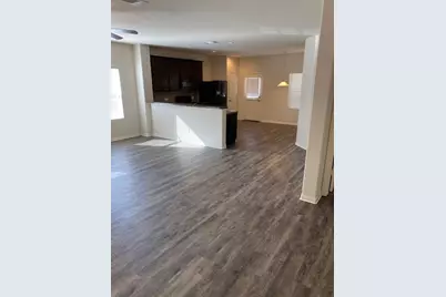 124 Hollis Lane, Kyle, TX 78640 - Photo 6