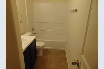 124 Hollis Lane, Kyle, TX 78640 - Photo 12