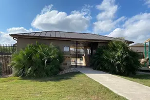 124 Hollis Ln, Kyle, TX 78640 - Photo 16