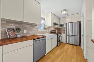 2506 East Side Dr, Austin, TX 78704 - Photo 10