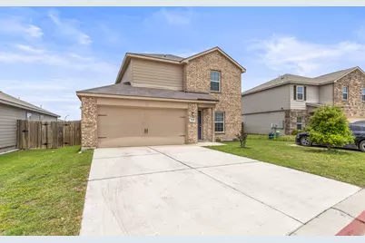 304 Hyacinth Way UNIT #7-K, Jarrell, TX 76537 - Photo 1