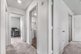 304 Hyacinth Way, Jarrell, TX 76537 - Photo 10