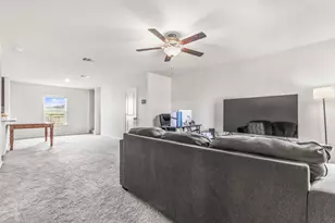 304 Hyacinth Way, Jarrell, TX 76537 - Photo 4