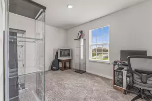 304 Hyacinth Way, Jarrell, TX 76537 - Photo 16