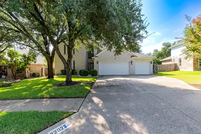 8202 Sunburst Parkway, Round Rock, TX 78681 - Photo 4