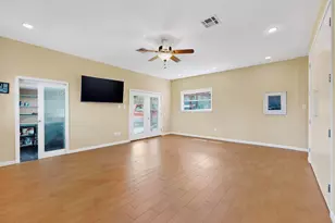 18220 Shepherds Corral, Dripping Springs, TX 78620 - Photo 18