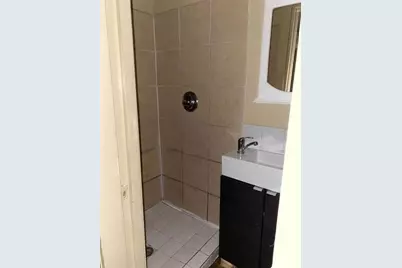 1000 Chihuahua Street #B, Lockhart, TX 78644 - Photo 6