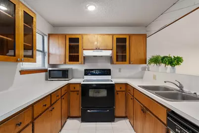 8621 Putnam Drive #C, Austin, TX 78757 - Photo 12