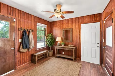312 S Wilson Avenue, Giddings, TX 78942 - Photo 24