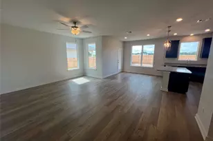 255 Gus Loop, Georgetown, TX 78626 - Photo 10