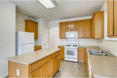 1821 Briarton Lane N, Round Rock, TX 78665 - Photo 4