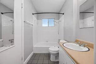 7506 Glenhill Rd, Austin, TX 78752 - Photo 16