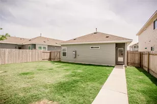 242 Mossycup Dr, San Marcos, TX 78666 - Photo 36