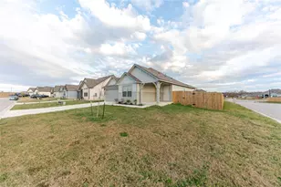 1409 Bancroft St, Temple, TX 76504 - Photo 2