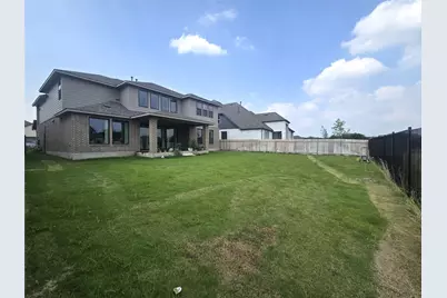 124 Ribera Drive, Liberty Hill, TX 78642 - Photo 32