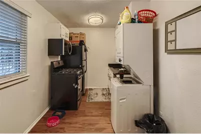 2401 Manor Road #111, Austin, TX 78722 - Photo 8