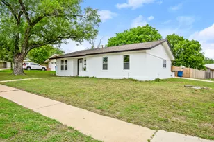 9006 Lodge Ct, Austin, TX 78758 - Photo 2