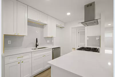 9006 Lodge Court, Austin, TX 78758 - Photo 10