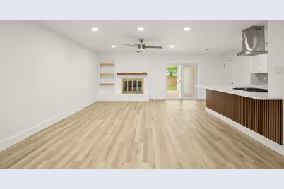 9006 Lodge Court, Austin, TX 78758 - Photo 4