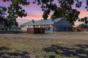 9203 S US Hwy 77 Hwy, Rockdale, TX 76567 - Photo 2