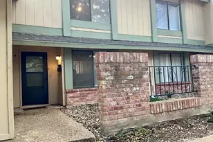 9611 Covey Ridge Ln, Austin, TX 78758 - Photo 2