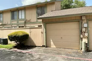 9611 Covey Ridge Ln, Austin, TX 78758 - Photo 16