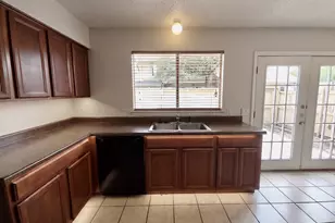 9611 Covey Ridge Ln, Austin, TX 78758 - Photo 8