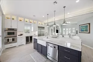 241 Tamana Dr, Galveston, TX 77554 - Photo 12