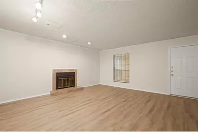 2401 Leon Street #105, Austin, TX 78705 - Photo 8