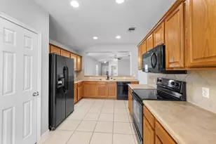 411 Leo Ln, Killeen, TX 76542 - Photo 16