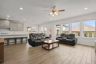 321 Langhorne Bnd, Liberty Hill, TX 78642 - Photo 10