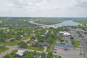 419 Ave G, Marble Falls, TX 78654 - Photo 20